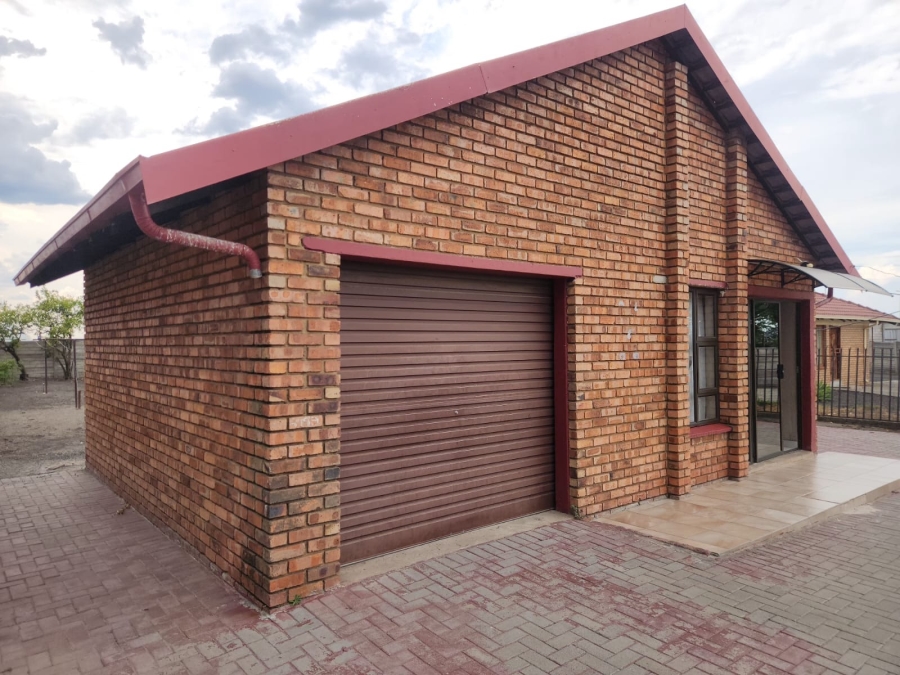 3 Bedroom Property for Sale in Boitekong Ext 3 North West